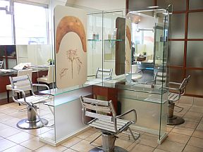 ヨーロピアンテイストな店内